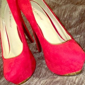 Red and Gold JustFab Heels!